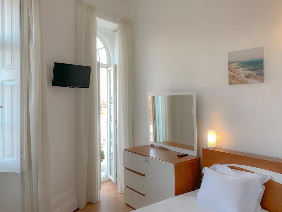 Guesthouse Tricana De Aveiro Esterno foto