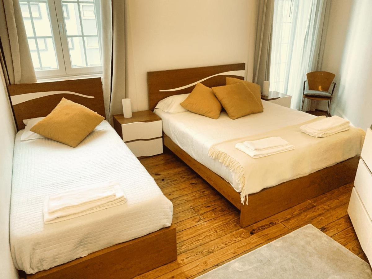 Guesthouse Tricana De Aveiro Esterno foto