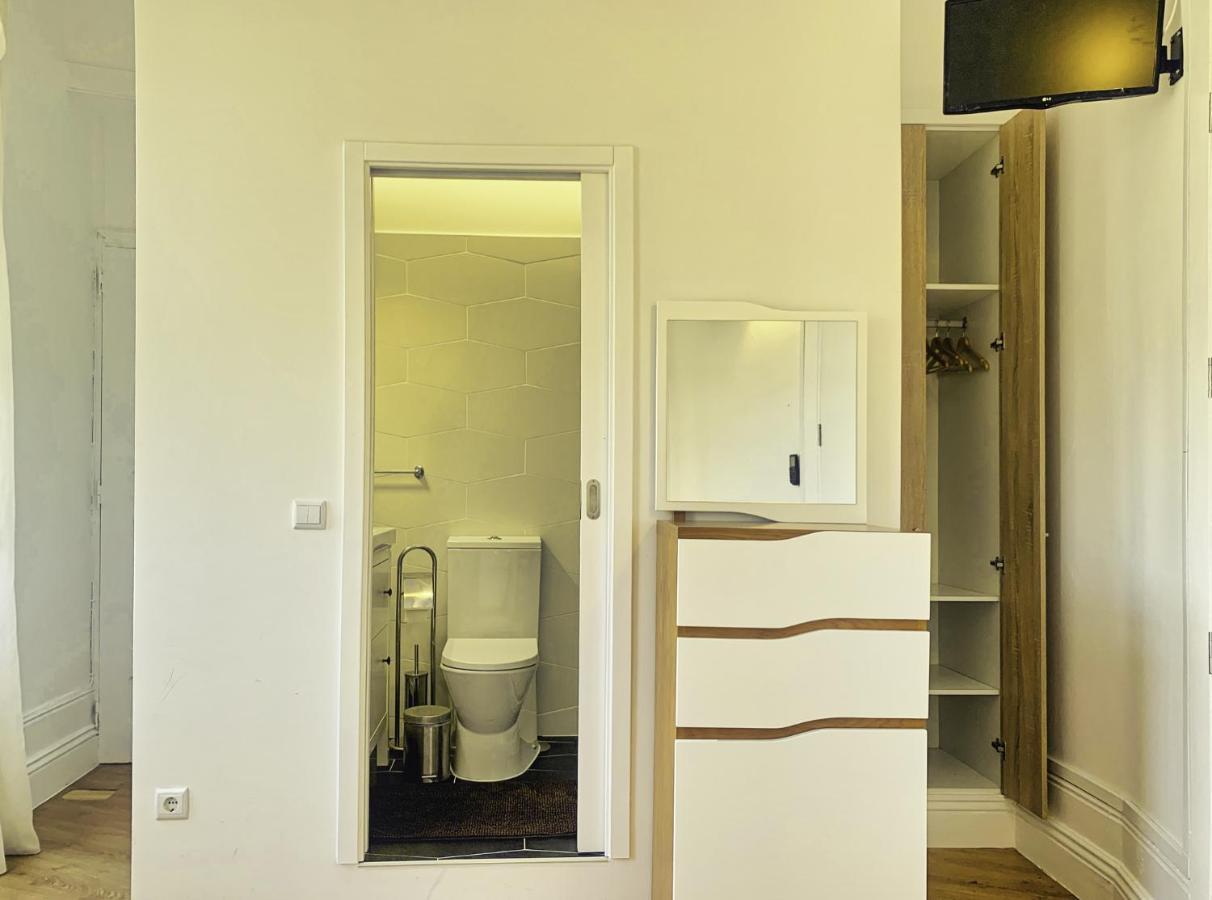 Guesthouse Tricana De Aveiro Esterno foto